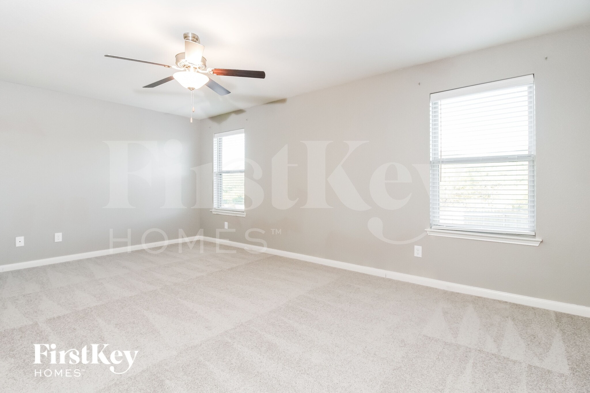 Building Photo - 5401 Zara Dr