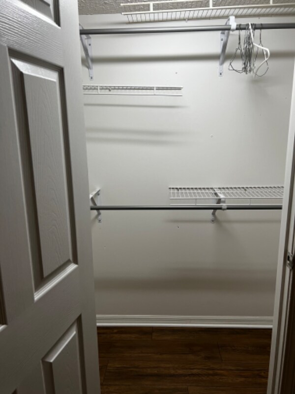 Building Photo - 408 Rice Dr
