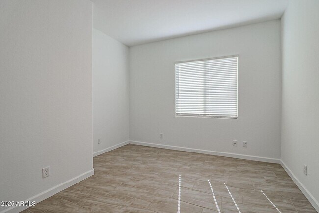 Building Photo - 24202 N 170th Ln