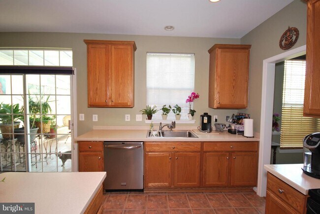 Building Photo - 2205 Manor Spring Terrace