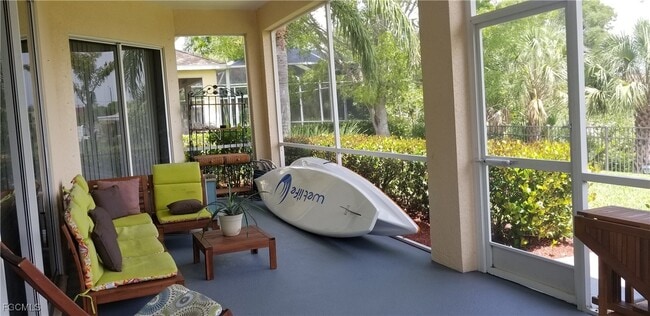 Building Photo - 9358 Palm Island Cir