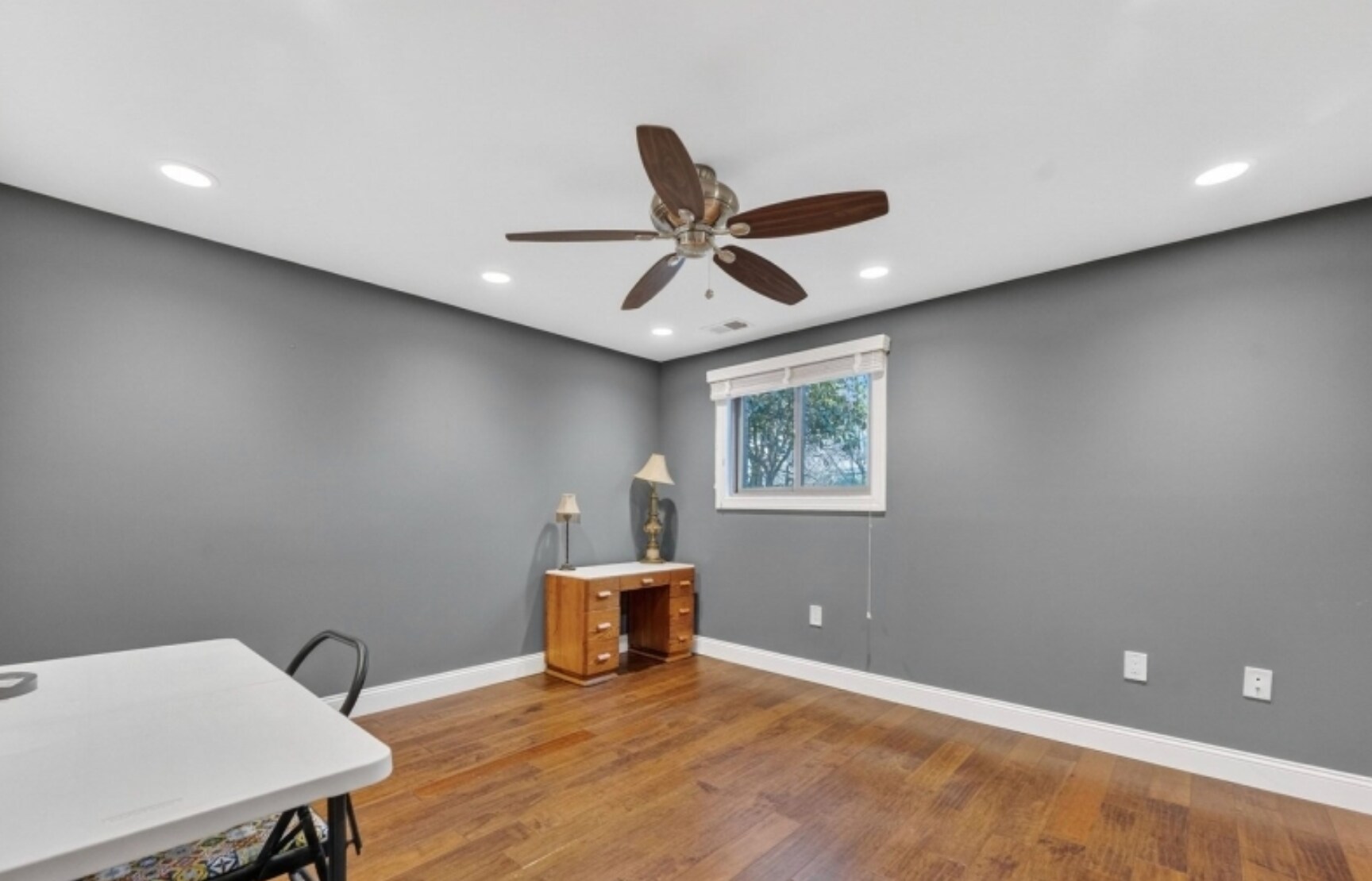 Building Photo - 2289 Brookside Dr