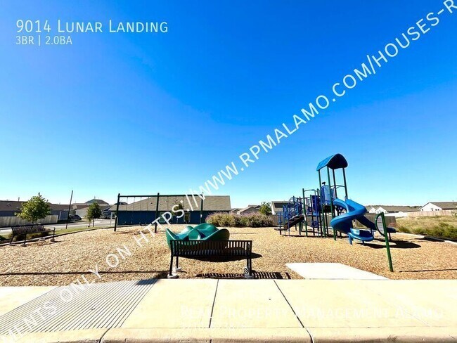 Building Photo - 9014 Lunar Lndg