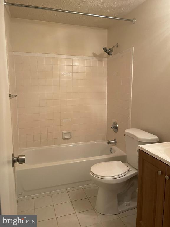 Building Photo - 7345 Branchwood Terrace