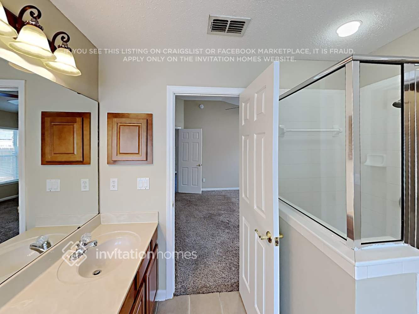 Building Photo - 3635 Live Oak Hollow Dr