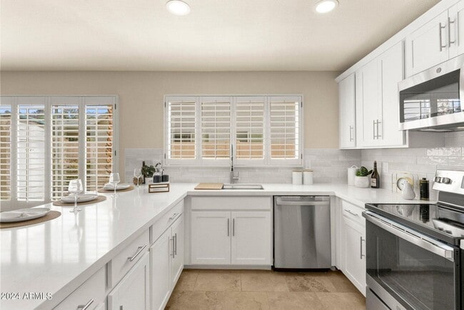 Building Photo - 6846 E Kelton Ln