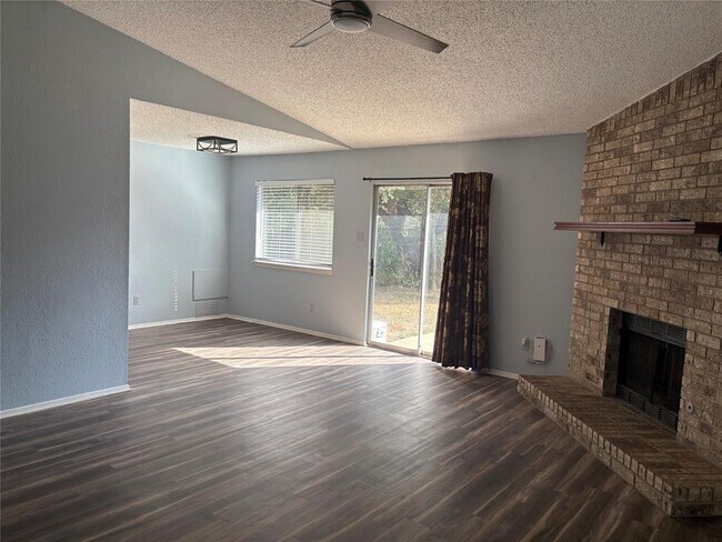 Building Photo - 12229 Mosley Ln
