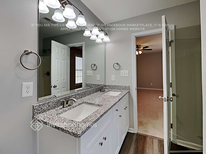 Building Photo - 302 Star Ruby Dr