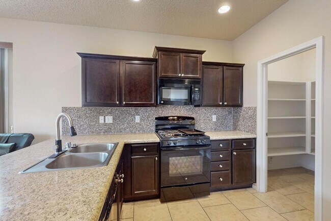Building Photo - 221 Landing Trail