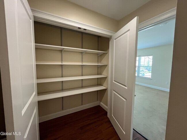 Building Photo - 60 Weibel Ave