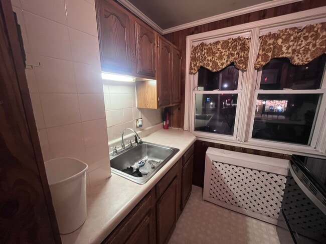 Building Photo - Sunbury Building