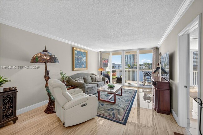 Building Photo - 121 Golden Isles Dr