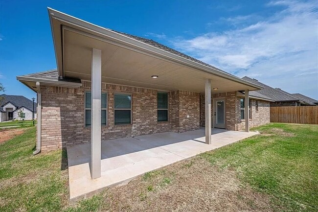 Building Photo - 11616 NW 104th St