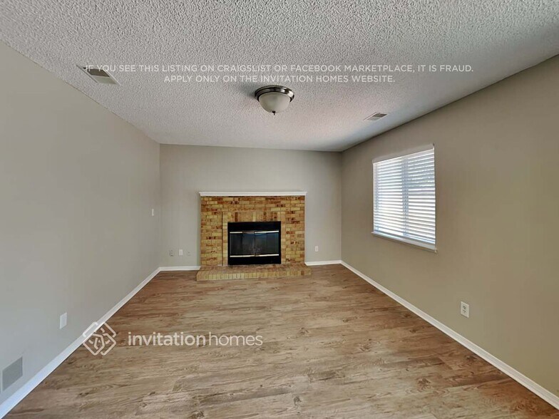 Building Photo - 12444 Country Meadows Dr