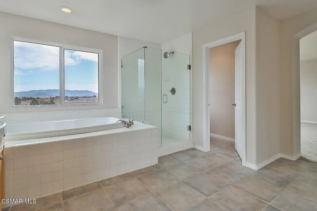 Building Photo - Location and Views!