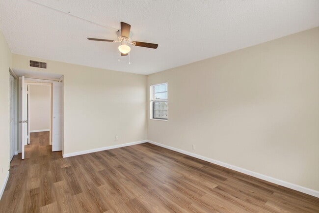 Building Photo - 9440 SW 8th St