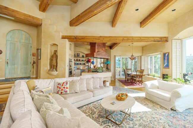 Building Photo - 245 Water St