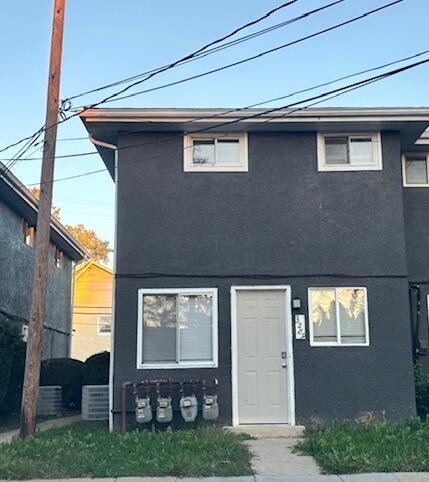 Building Photo - 3289 Reis Ave