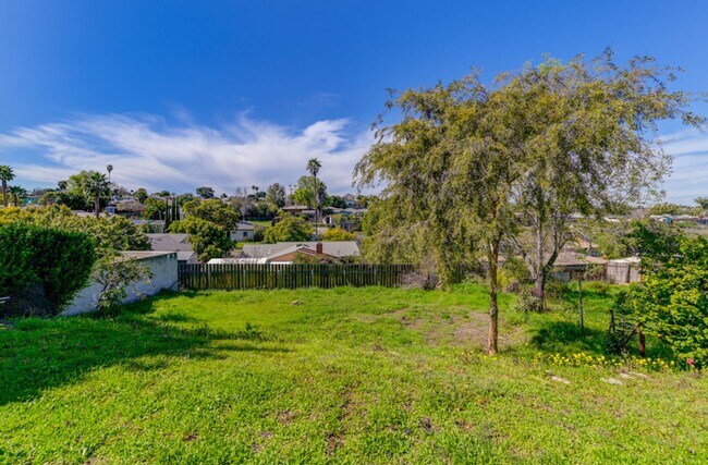 Building Photo - 4028 Casita Way