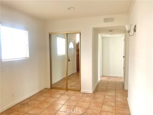 Building Photo - 425 S Catalina Ave