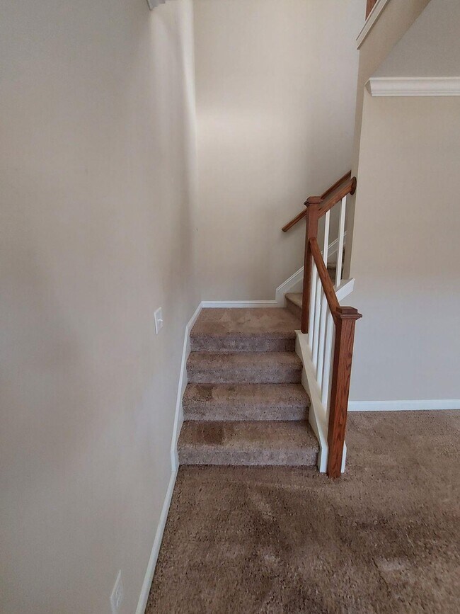 Building Photo - 2825 Kearney Creek Ln