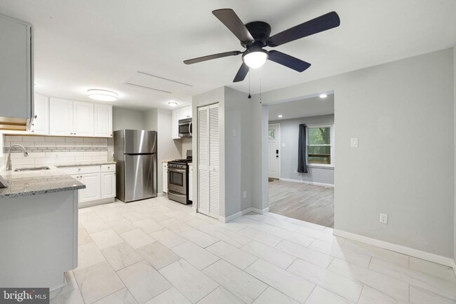 Building Photo - 247 Marsden Hts Rd