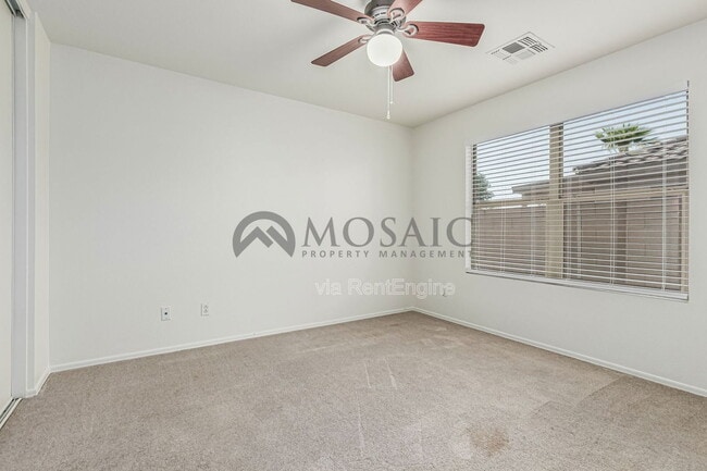 Building Photo - 1543 S Danielson Way
