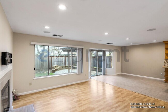 Building Photo - 6125 Linford Terrace