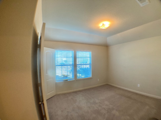 Building Photo - 4655 Elderberry St