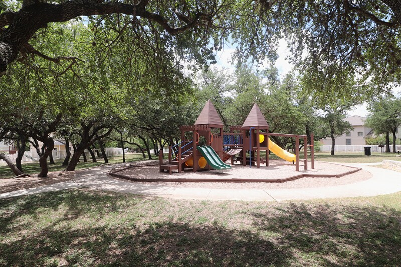 Building Photo - 4584 Mather