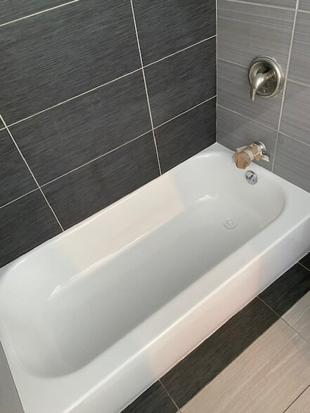 Building Photo - 1131 W Highland St