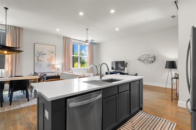 Building Photo - 625 N Tyler St