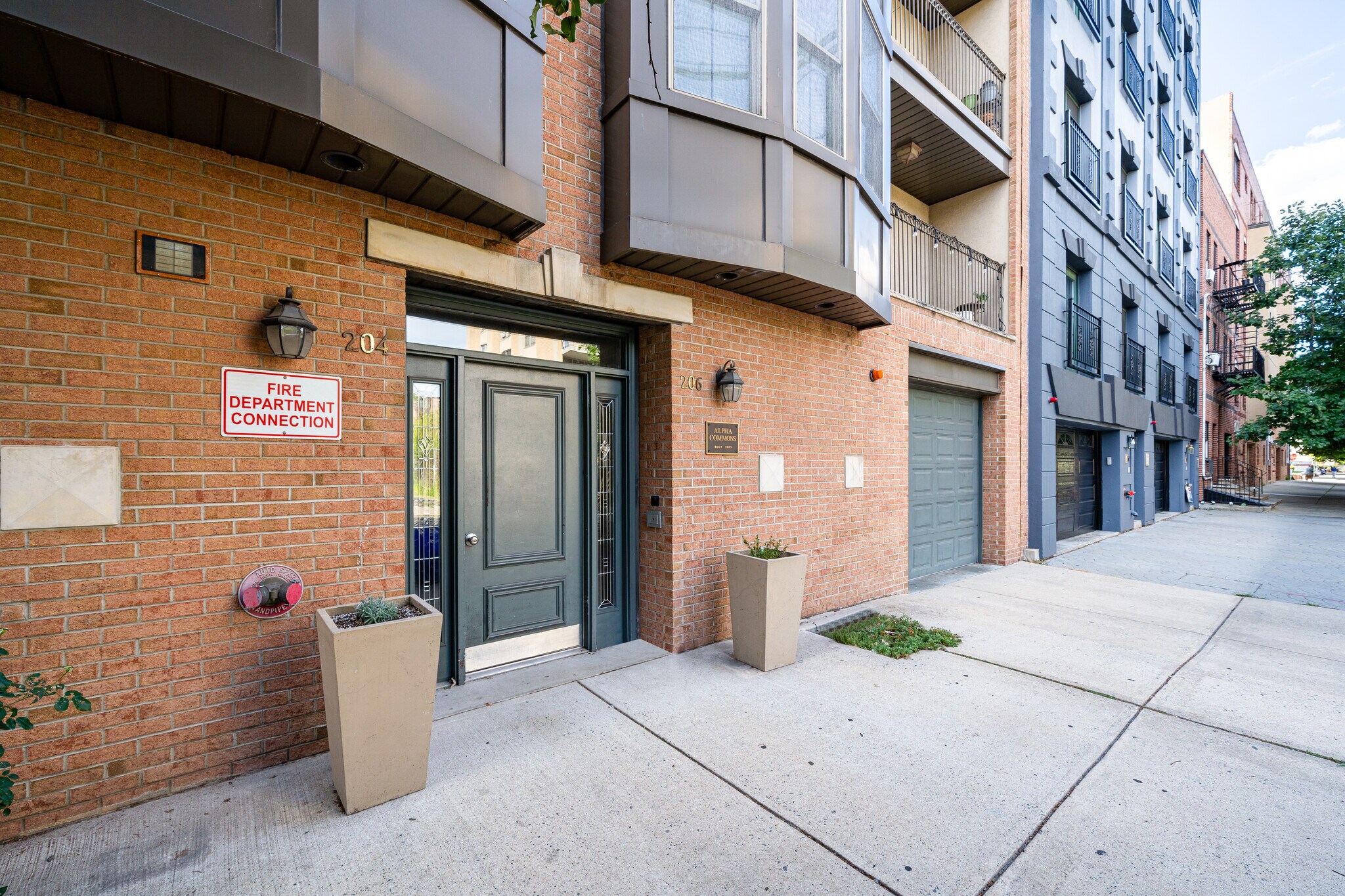 Main entrance - 204 Jackson St