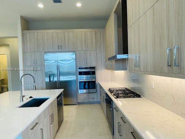 Building Photo - 8319 Royal County Down Rd