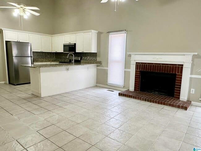 Building Photo - 515 Meadow Ridge Cir
