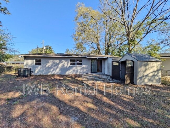Building Photo - 7150 Eudine Dr S