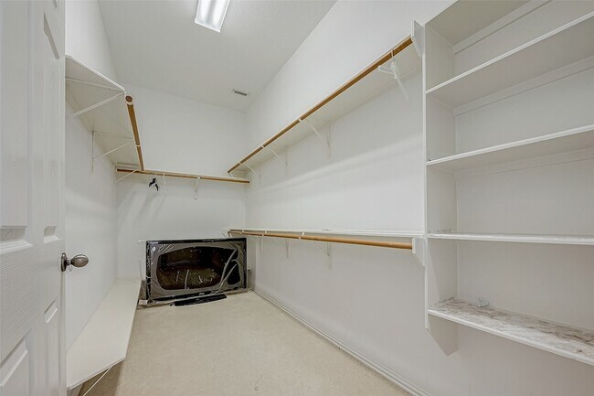 Building Photo - 14314 Jaubert Ct