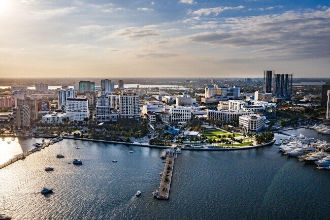 Building Photo - 651 Okeechobee Blvd