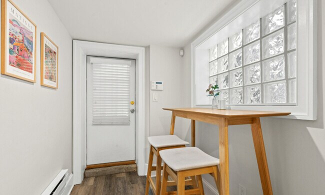 Building Photo - 2126 O St NW