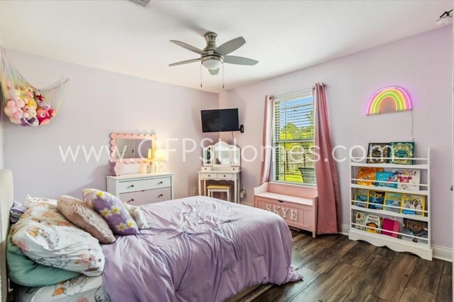 Building Photo - 8170 Tavira St