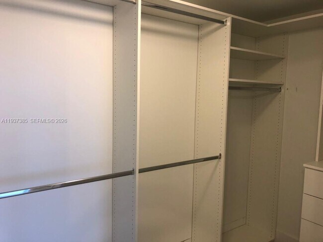 Building Photo - 16385 Biscayne Blvd