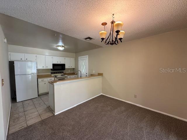 Building Photo - 10312 Hidden Ln