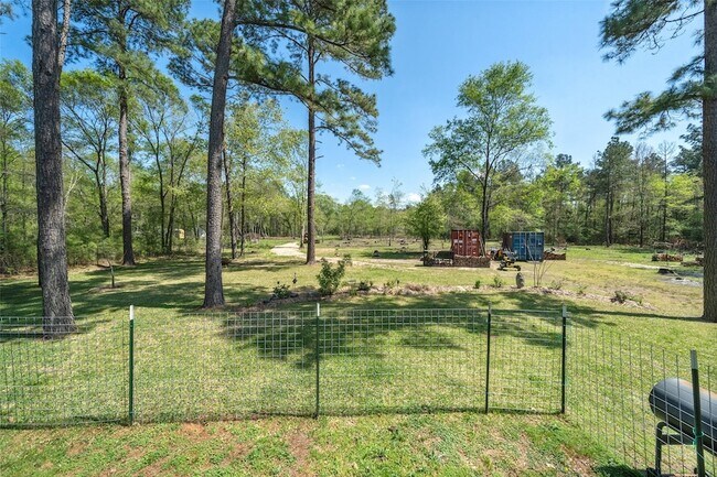 Building Photo - 275 Pashun Ln