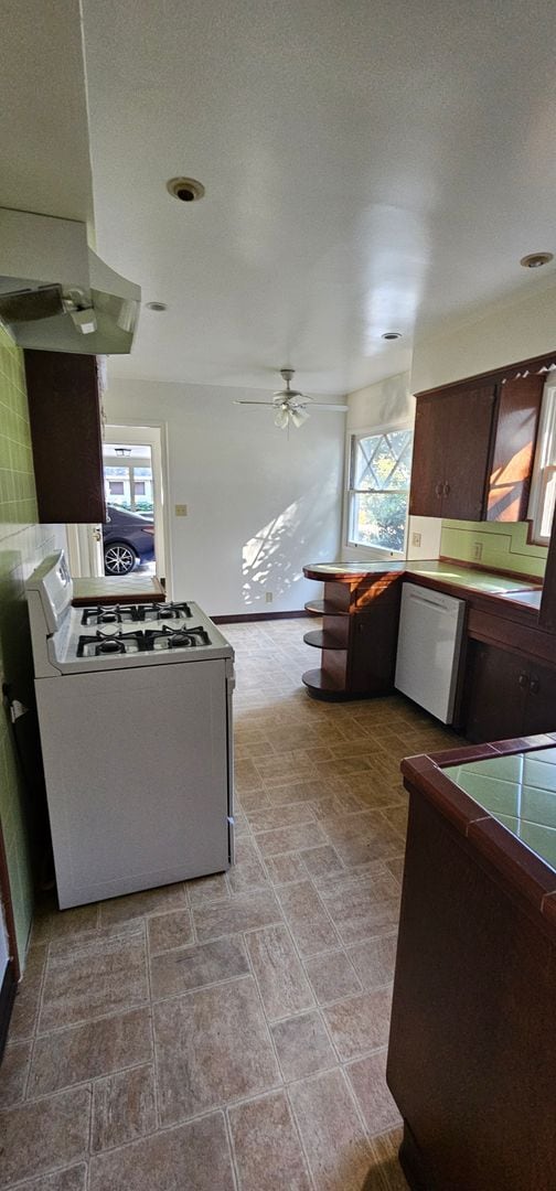 Building Photo - 3 bedroom Riverside home