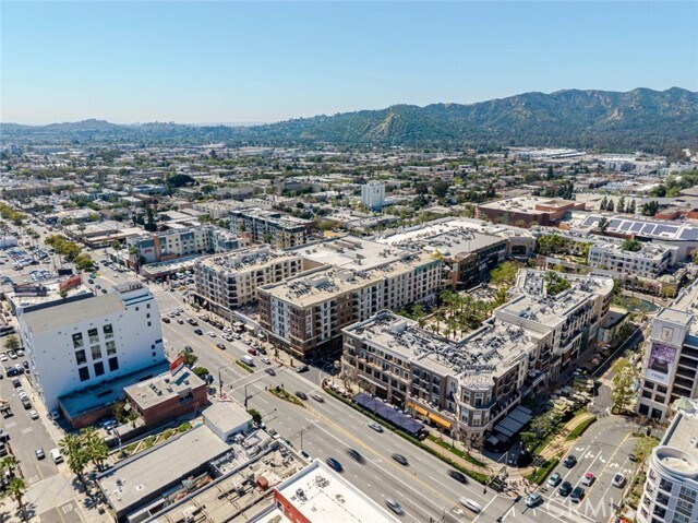 Building Photo - 352 Caruso Ave