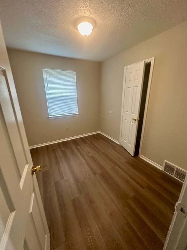 Building Photo - 3474 Beech Grove Rd