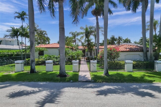 Building Photo - 609 Isle of Palms Dr