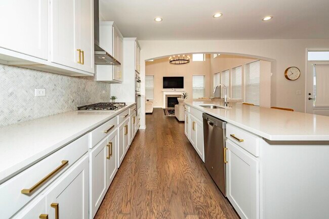 Building Photo - 50236 Amberwood Rd