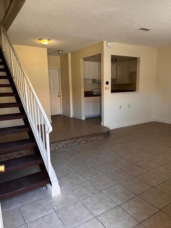 Building Photo - 38710 10th St E