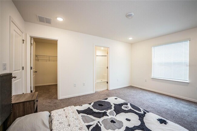 Building Photo - 3883 Academia Ave